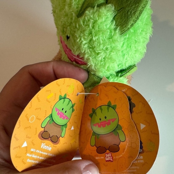 Vinnie the Venus Fly Trap BumBumz 💚 - Picture 5 of 6